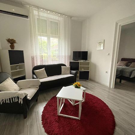 Apartment Milijana Szabadka Kültér fotó