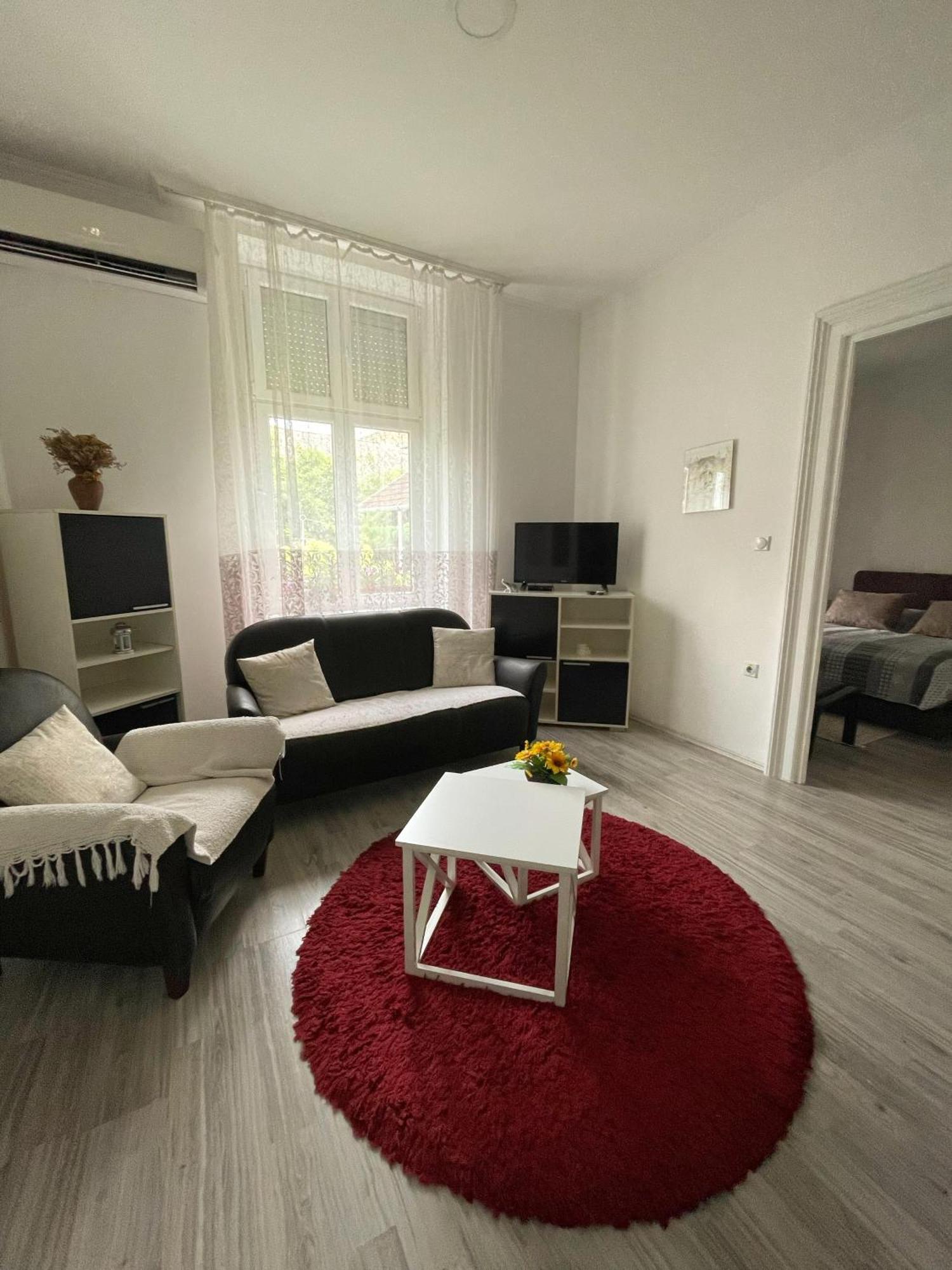 Apartment Milijana Szabadka Kültér fotó